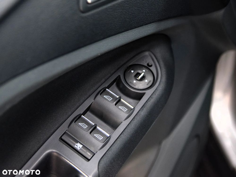 Ford C-MAX 2.0 TDCi Titanium - 17