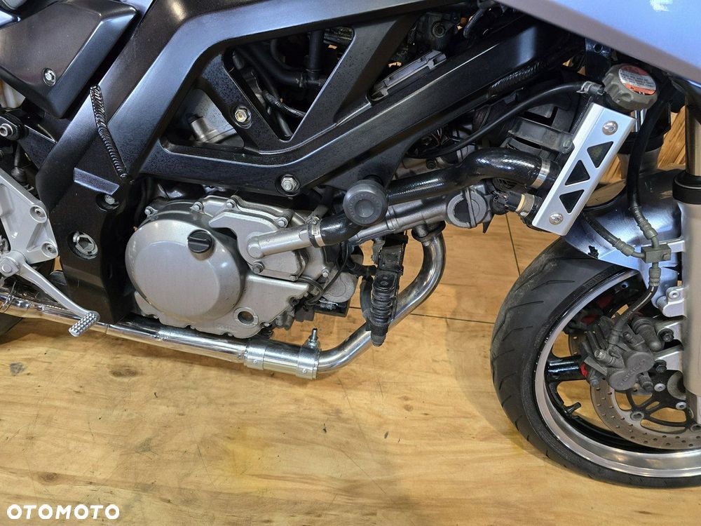 Suzuki SV - 7