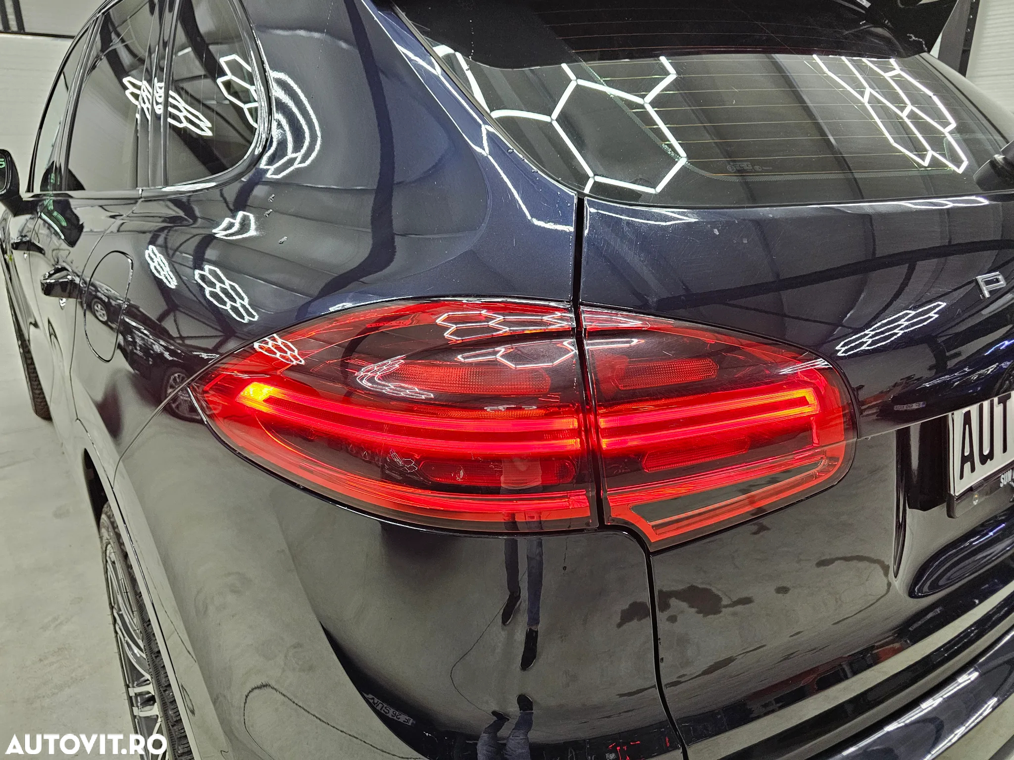 Porsche Cayenne S Hybrid Tiptronic S - 31