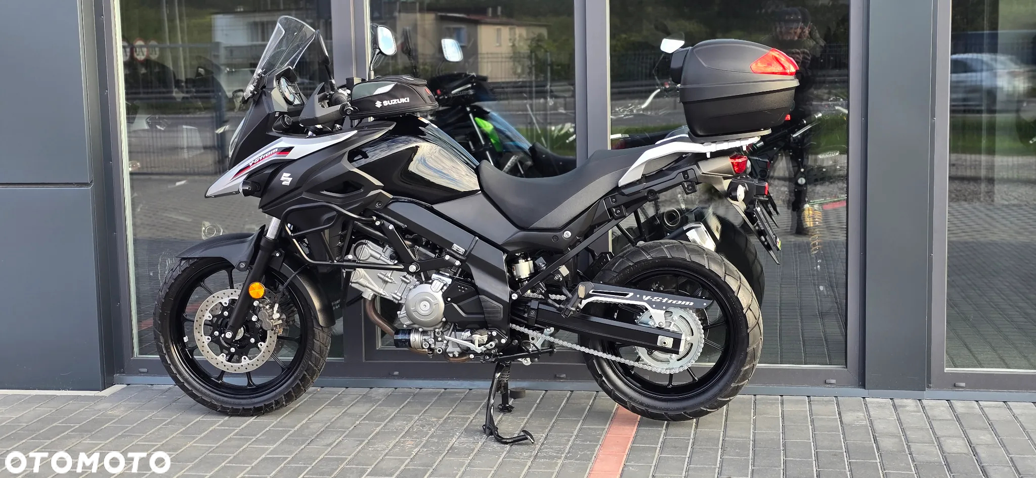 Suzuki DL - 25
