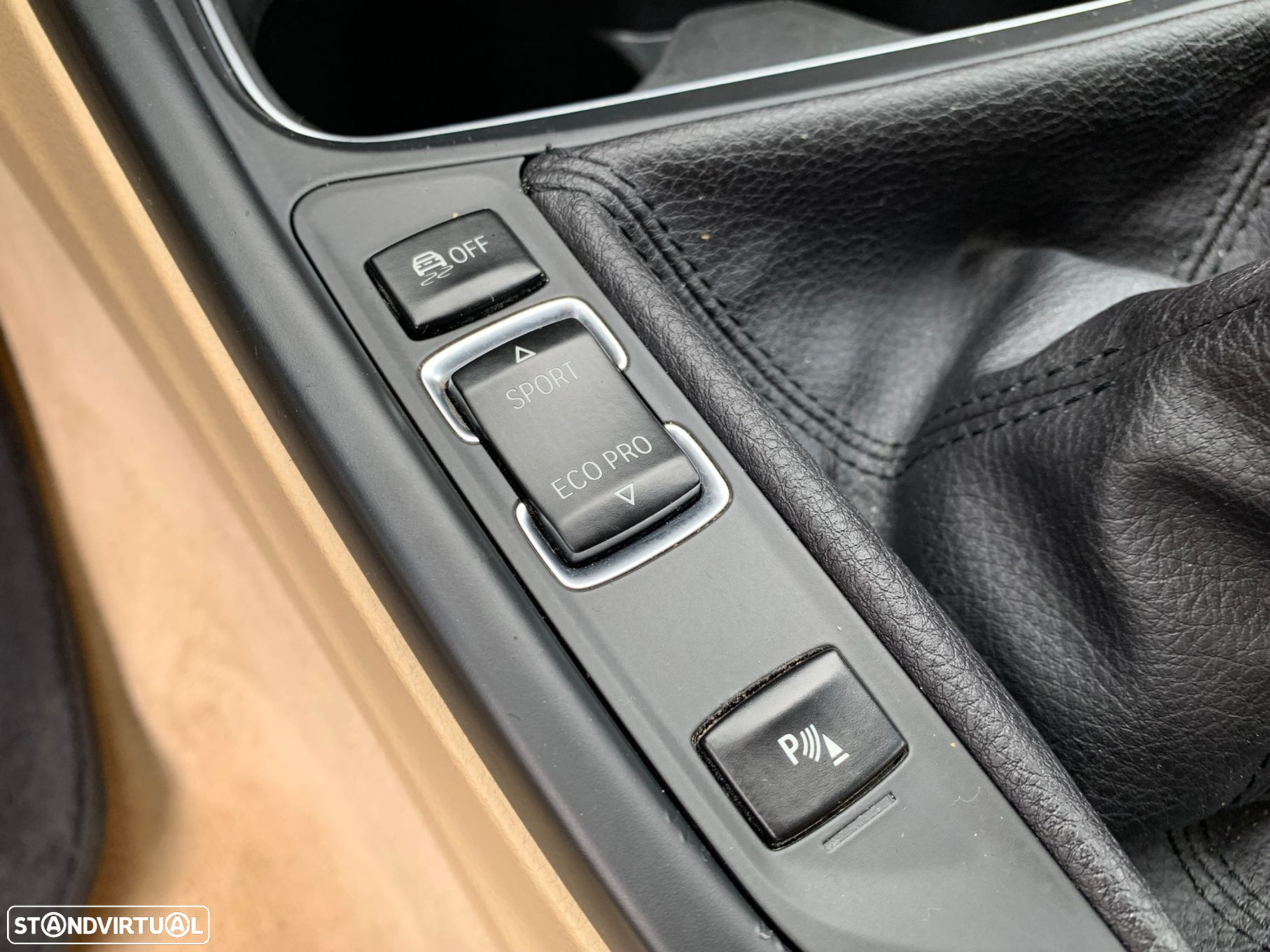 BMW 320 d Touring Pack M - 32