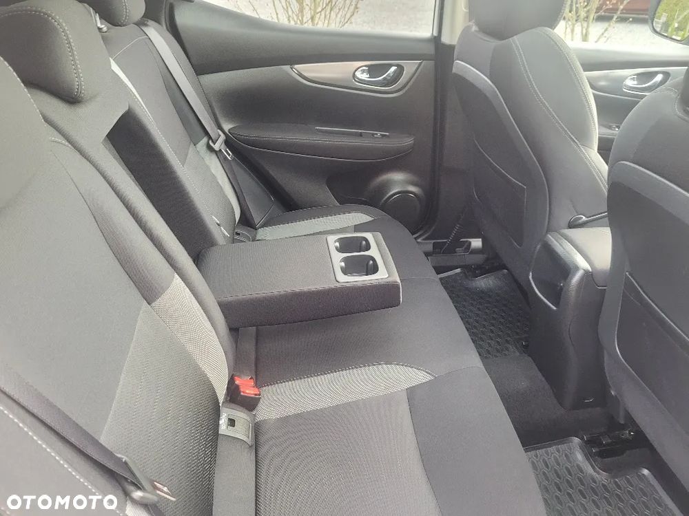 Nissan Qashqai 1.6 DCi N-Connecta EU6 - 15