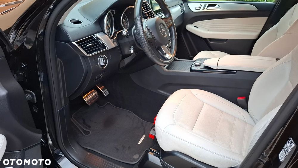 Mercedes-Benz GLE 350 d 4-Matic - 12