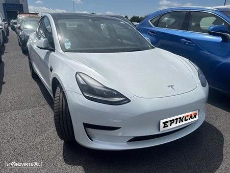 Tesla Model 3 Standard Range Plus RWD - 2