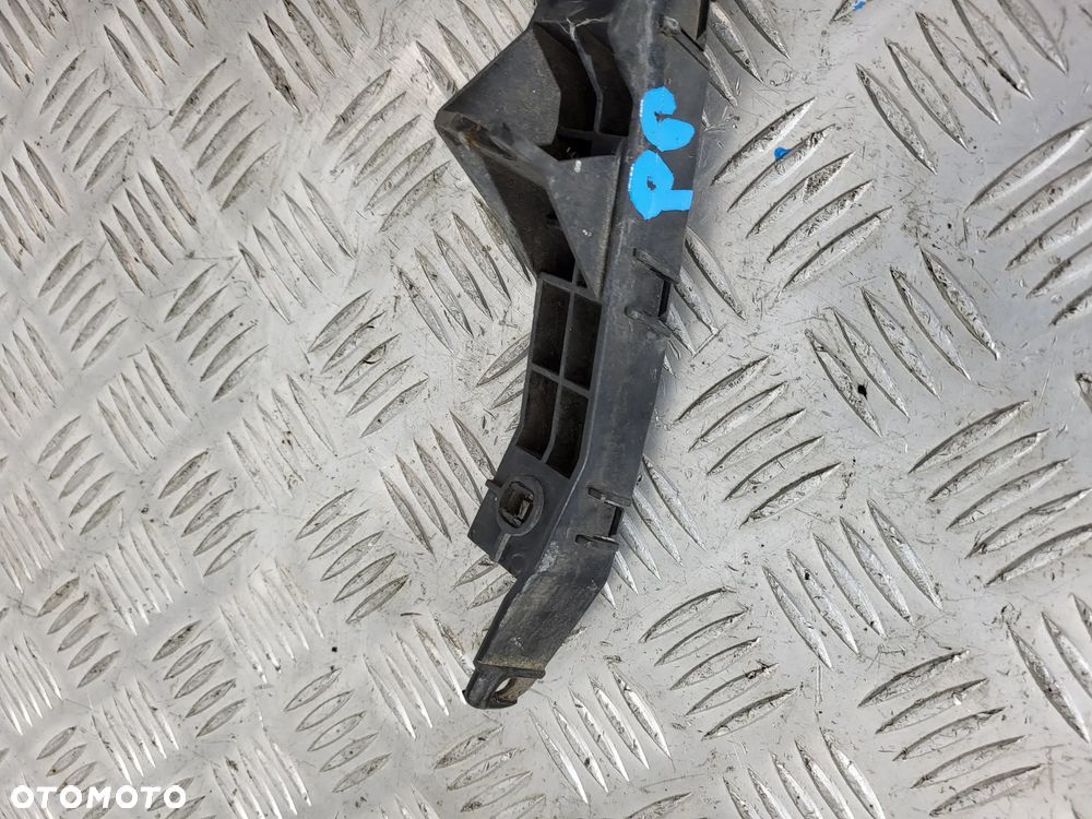 Mitsubishi L200 IV Ślizg Mocowanie Zderzaka Przód - 8