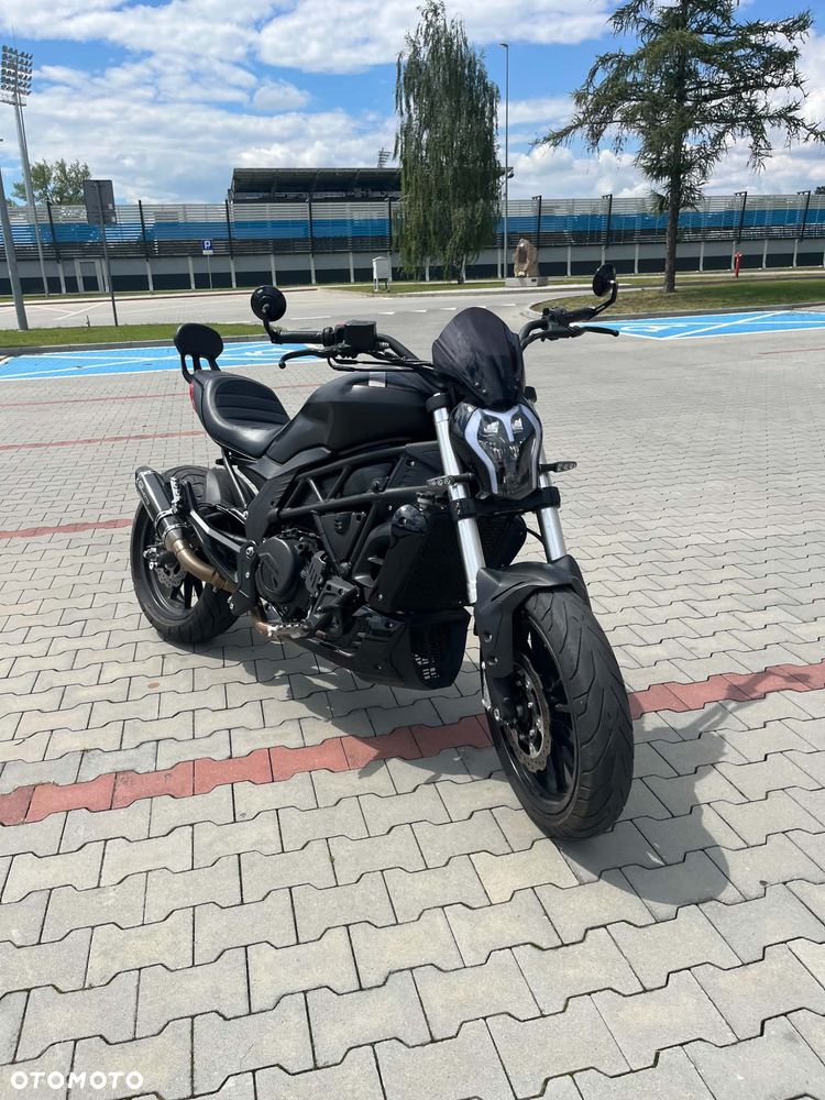 Benelli 502 C - 1