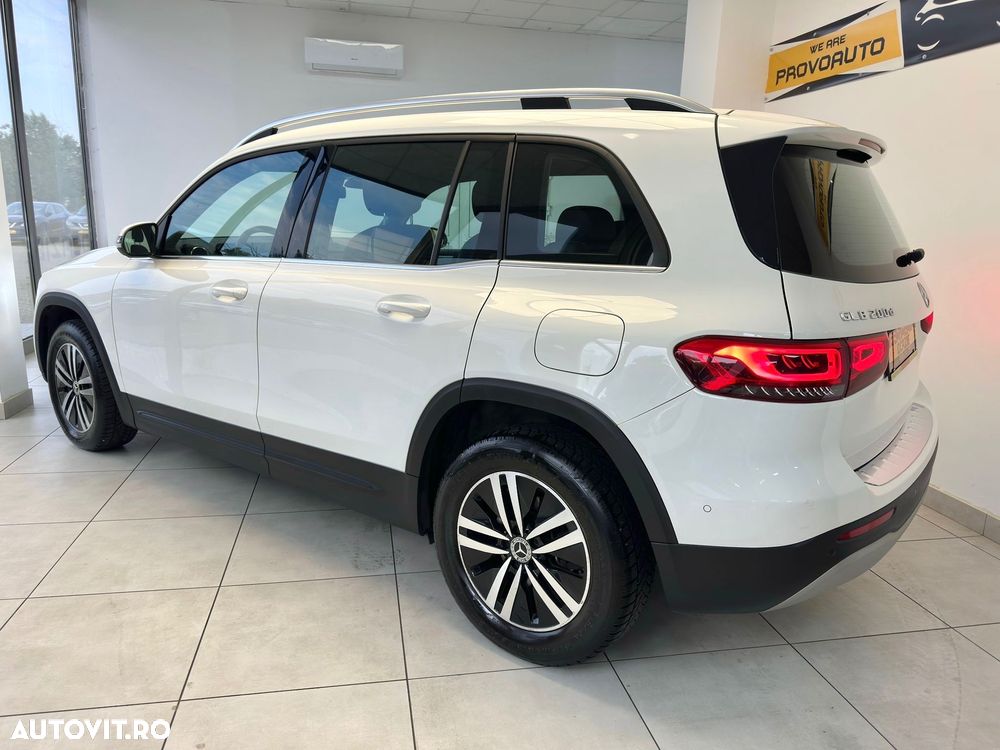 Mercedes-Benz GLB 200 d 8G-DCT Progressive - 3
