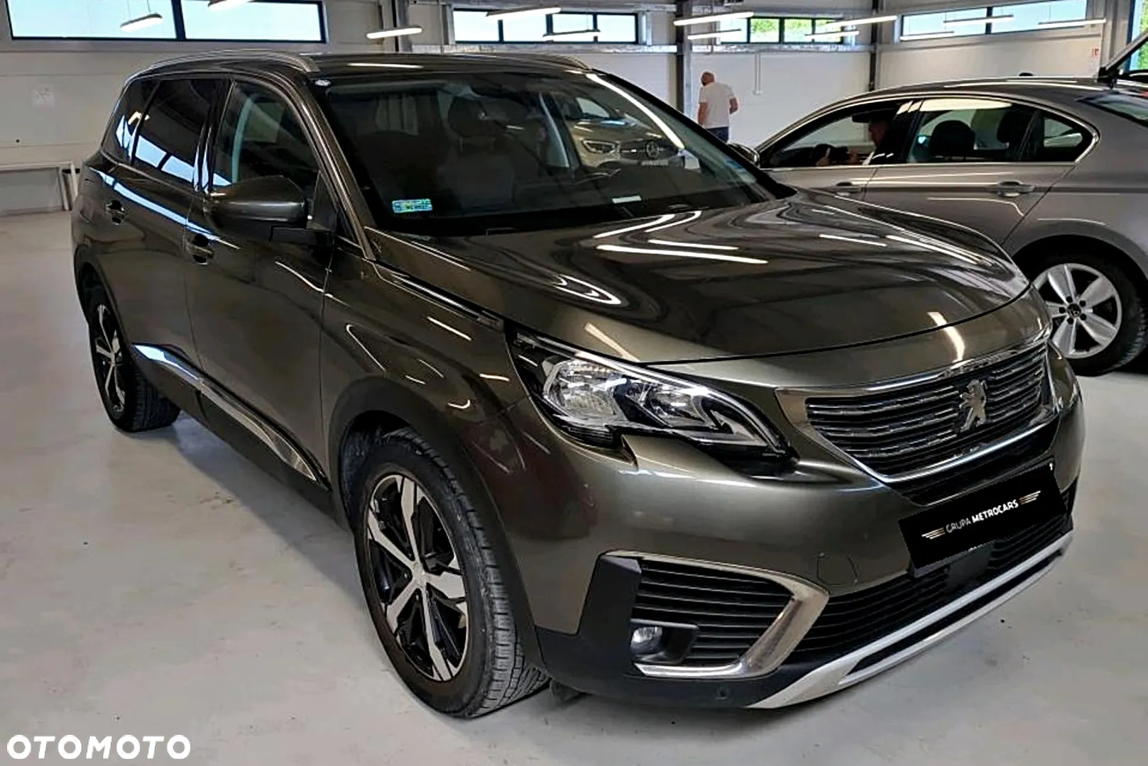 Peugeot 5008 1.6 PureTech Allure S&S EAT8 - 5
