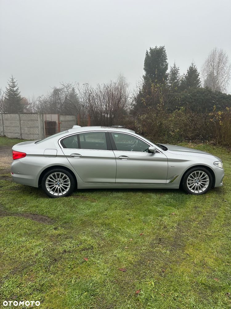 BMW Seria 5 530i xDrive Luxury Line - 8