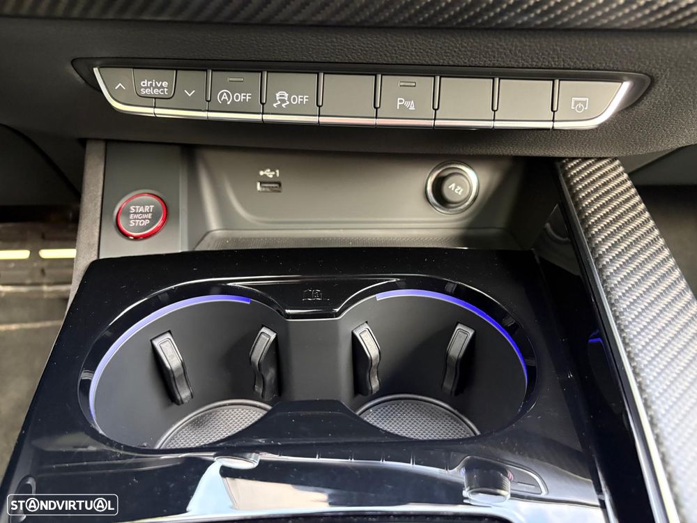 Audi RS4 Avant quattro tiptronic - 27