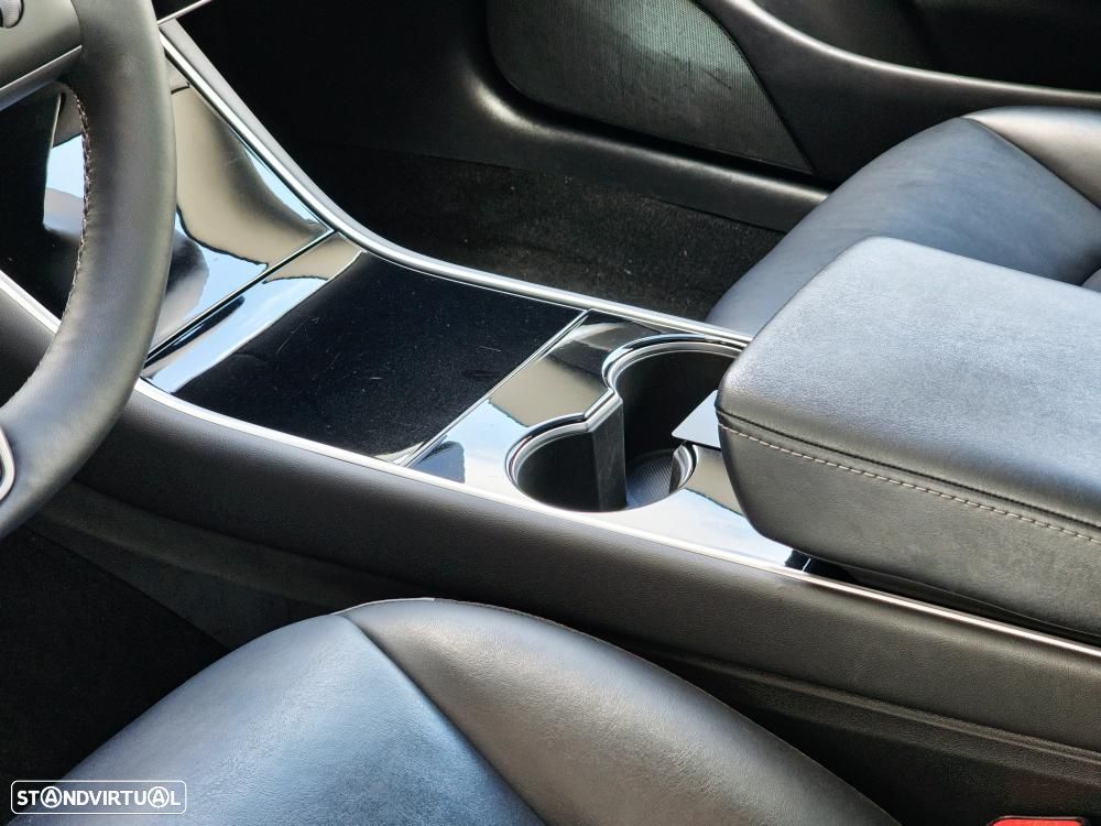 Tesla Model 3 Performance Dual Motor AWD - 11