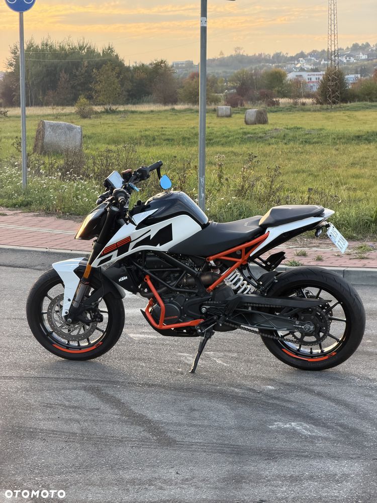 KTM Duke 125 - 17