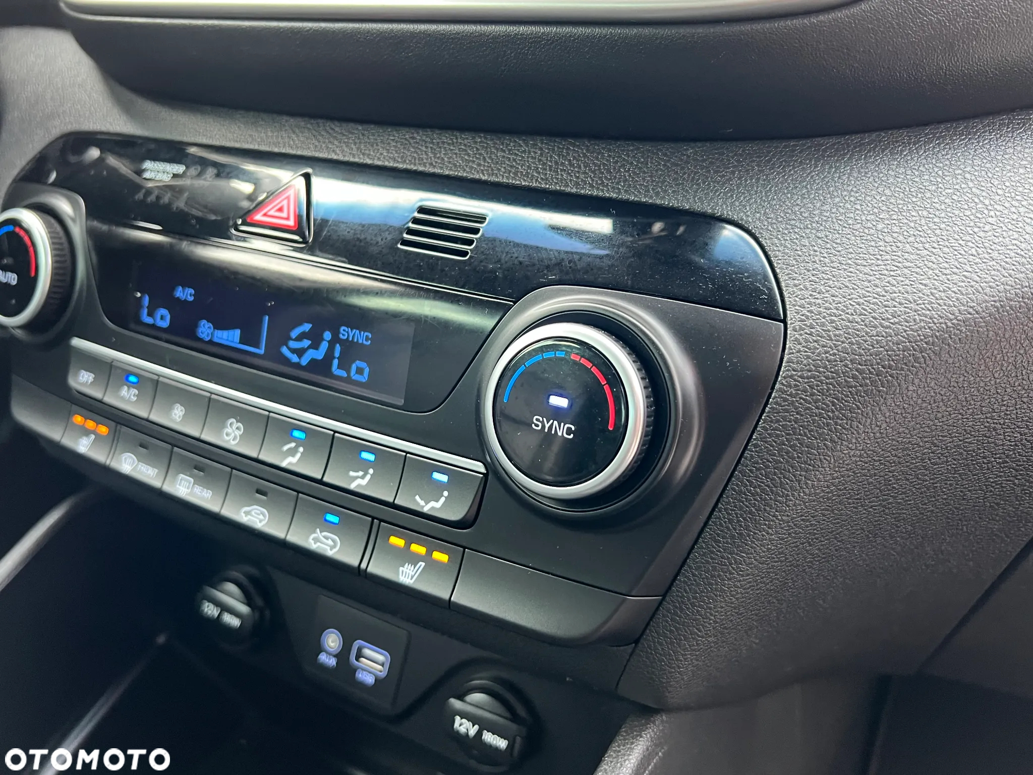 Hyundai Tucson 1.6 GDi 2WD Trend - 36