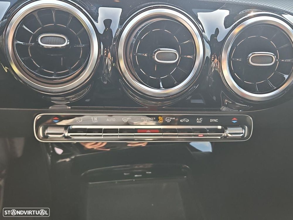 Mercedes-Benz A 180 d Progressive Aut. - 24