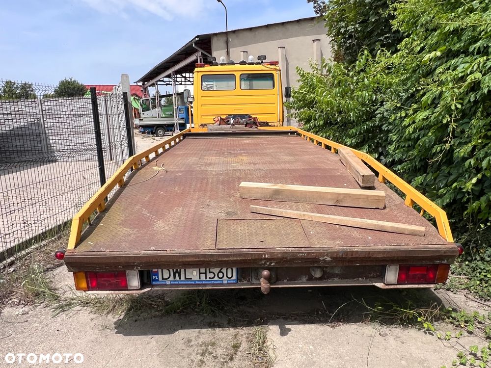 Mercedes-Benz 809 - 8