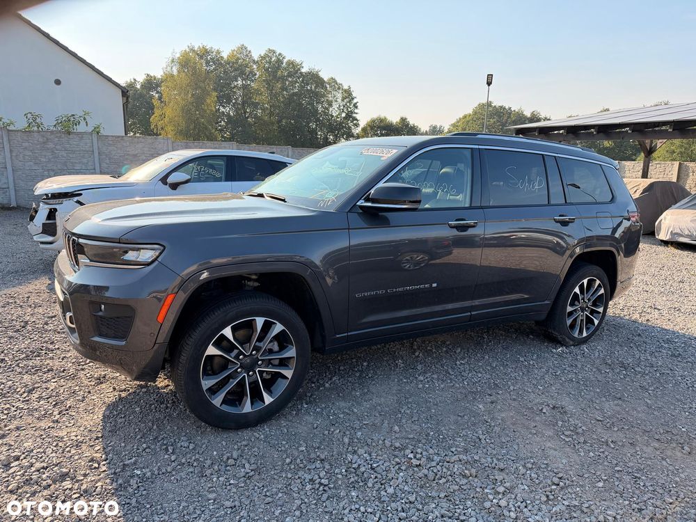Jeep Grand Cherokee 2023 photo 2