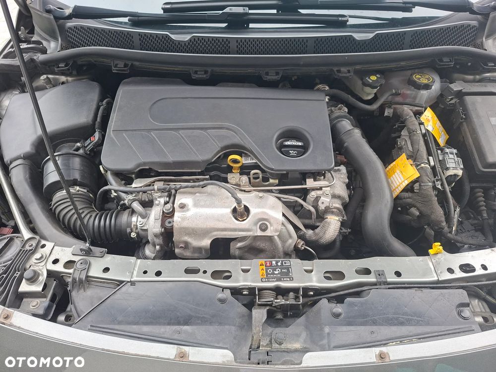 Opel Astra 1.6 CDTI Enjoy - 11