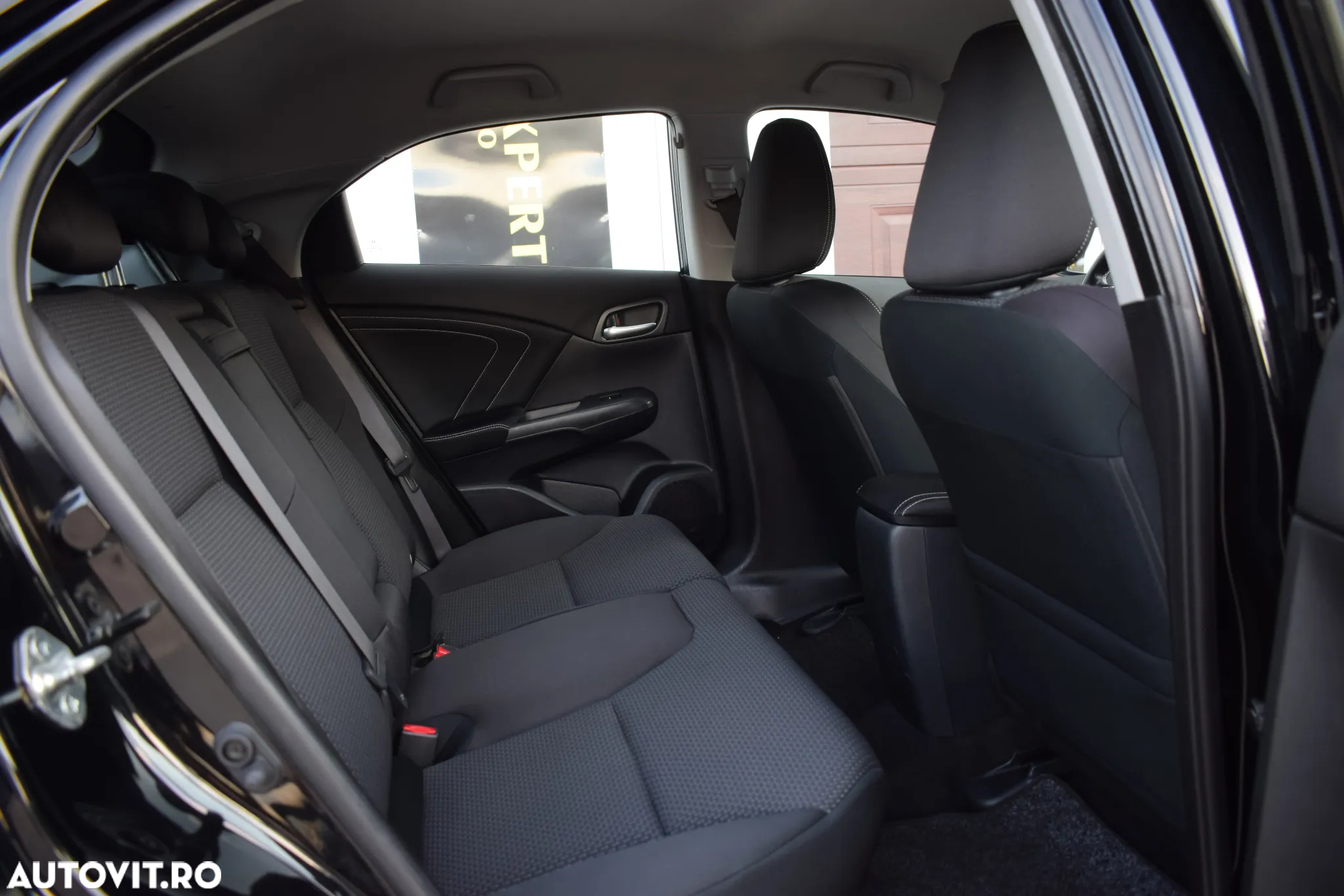Honda Civic 1.6 i-DTEC Comfort - 12