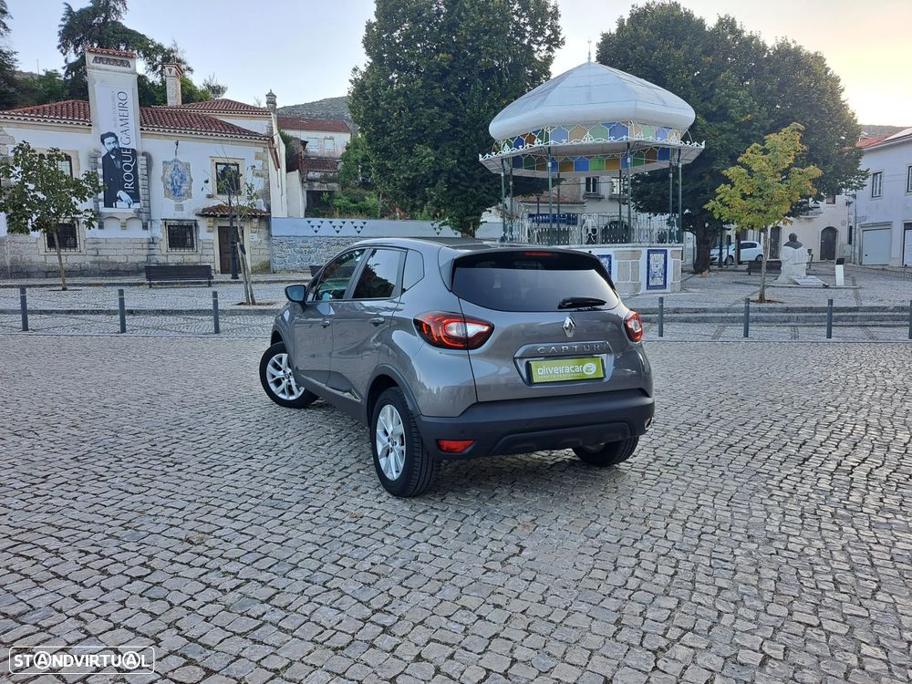 Renault Captur ENERGY TCe 120 LIMITED - 28