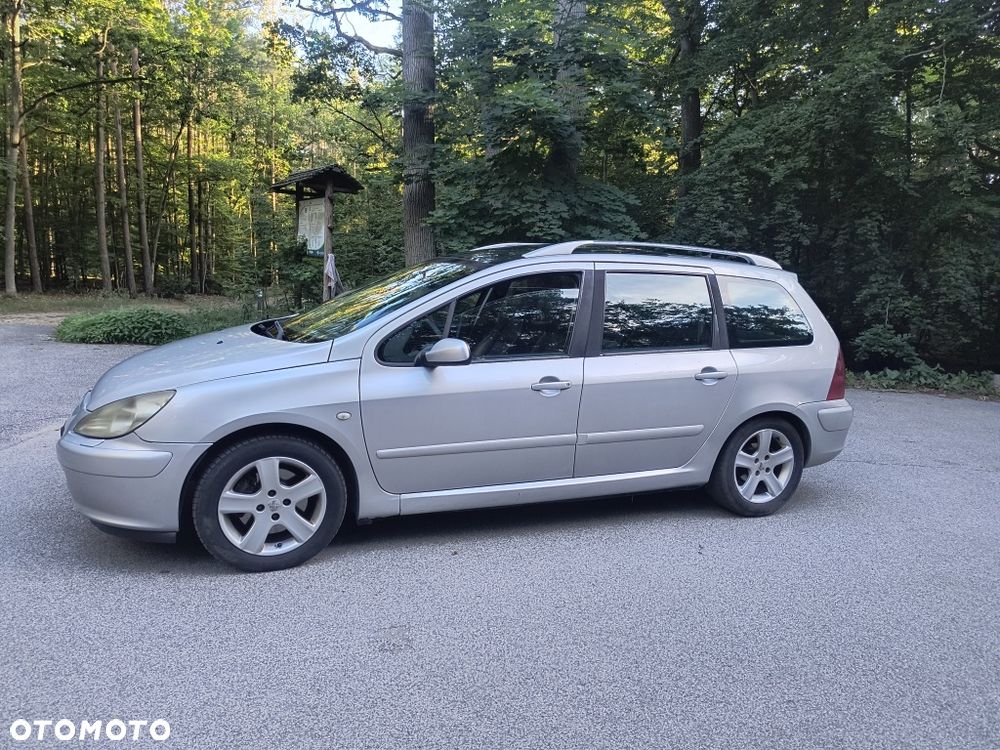 Peugeot 307 - 1