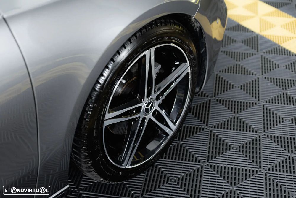 Mercedes-Benz A 180 Limousine d Progressive Aut. - 10