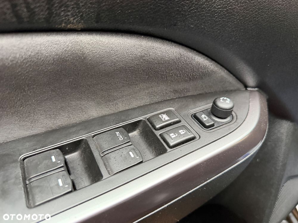 Suzuki Vitara 1.4 Boosterjet Hybrid Comfort+ "SHINKAI" - 27