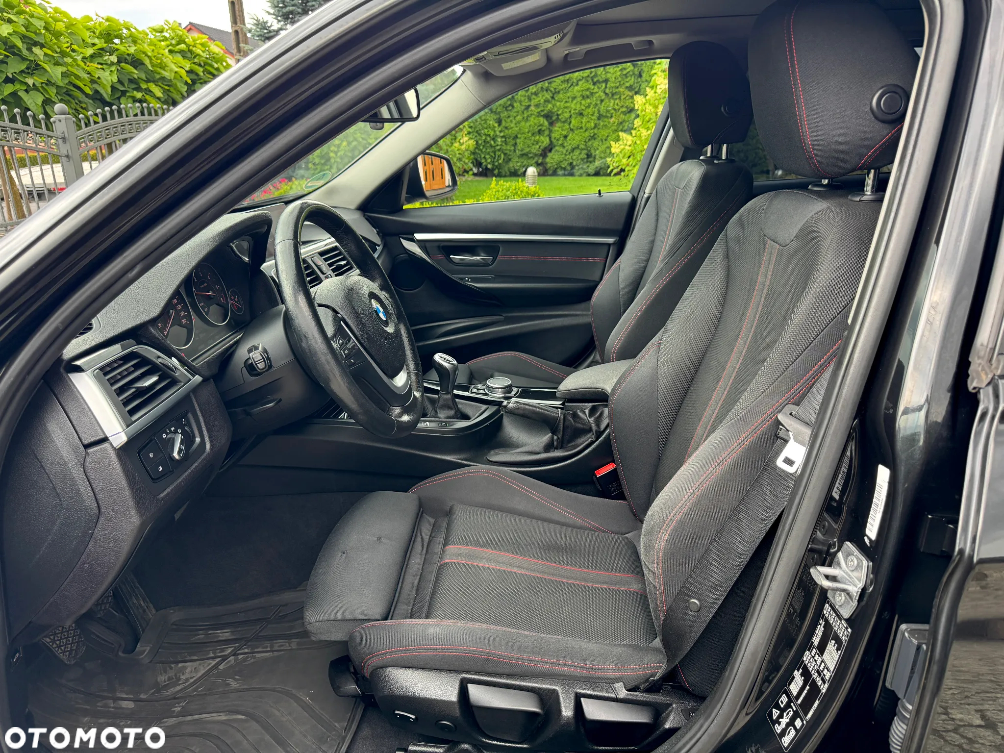 BMW Seria 3 320d Sport Line Shadow - 30