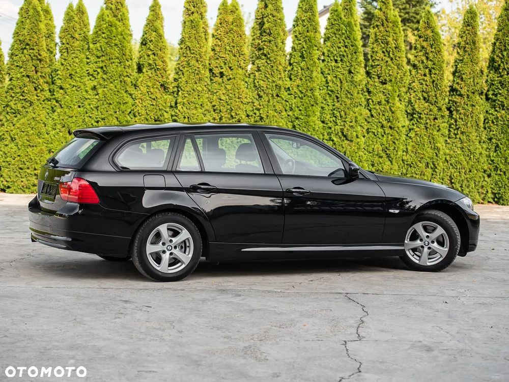 BMW Seria 3 318i Edition Lifestyle - 14