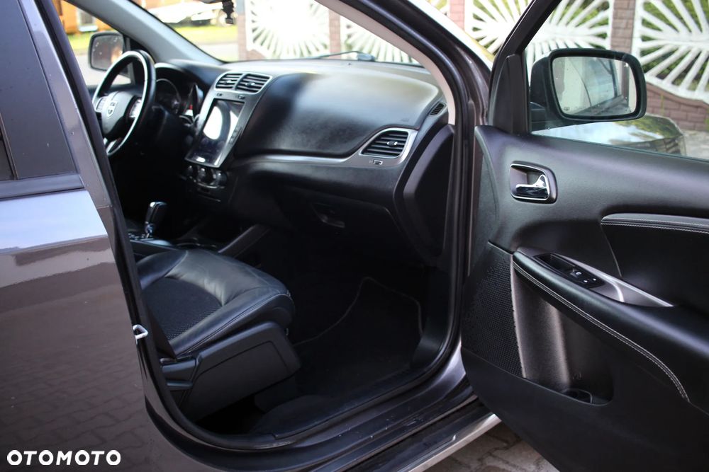 Dodge Journey - 24