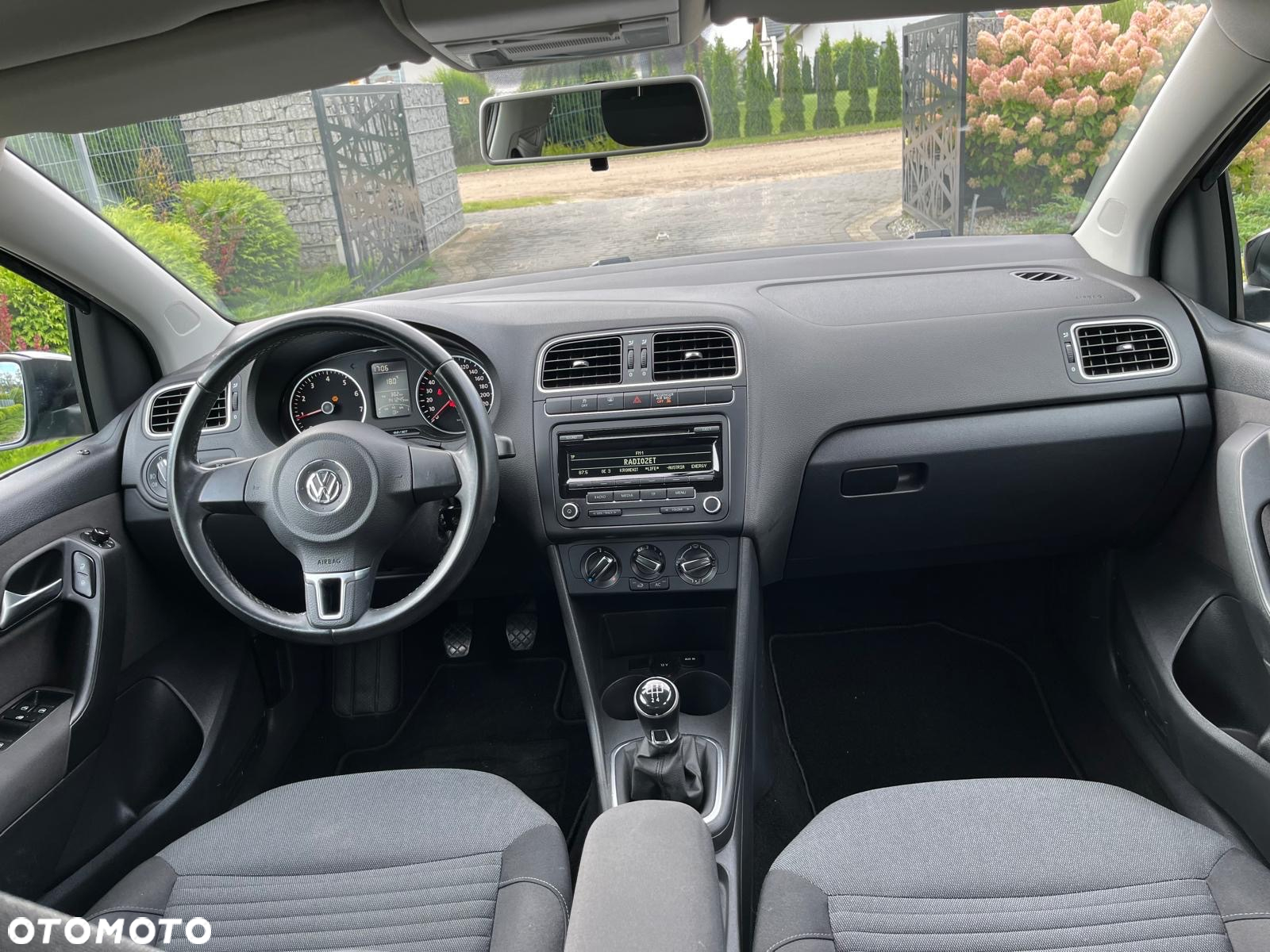 Volkswagen Polo - 11