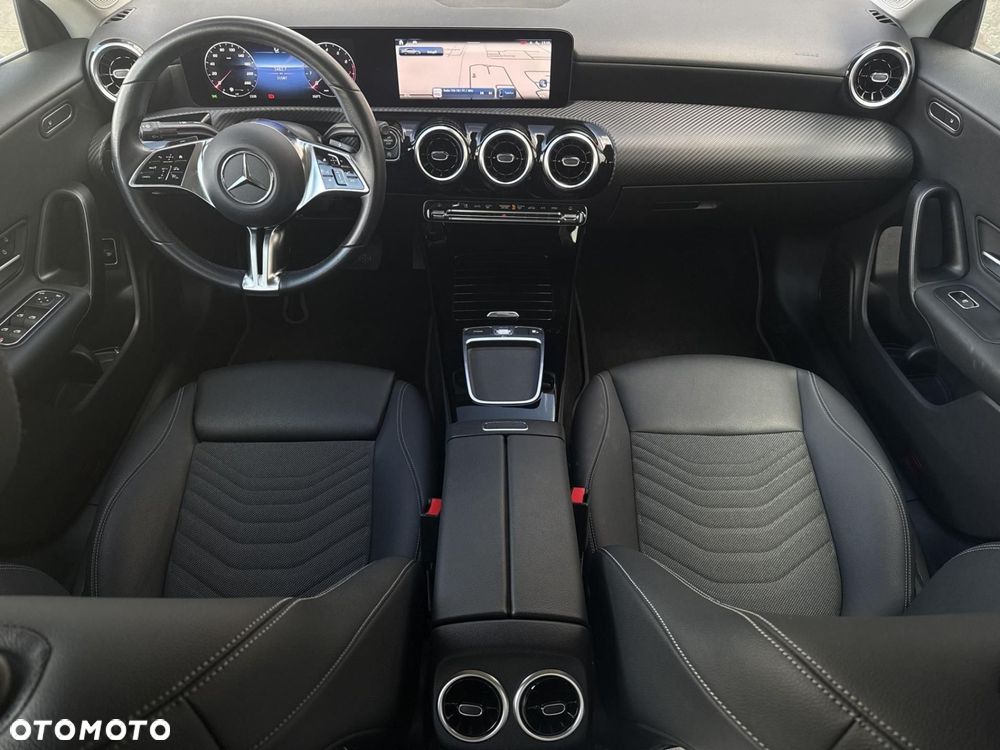 Mercedes-Benz CLA - 18