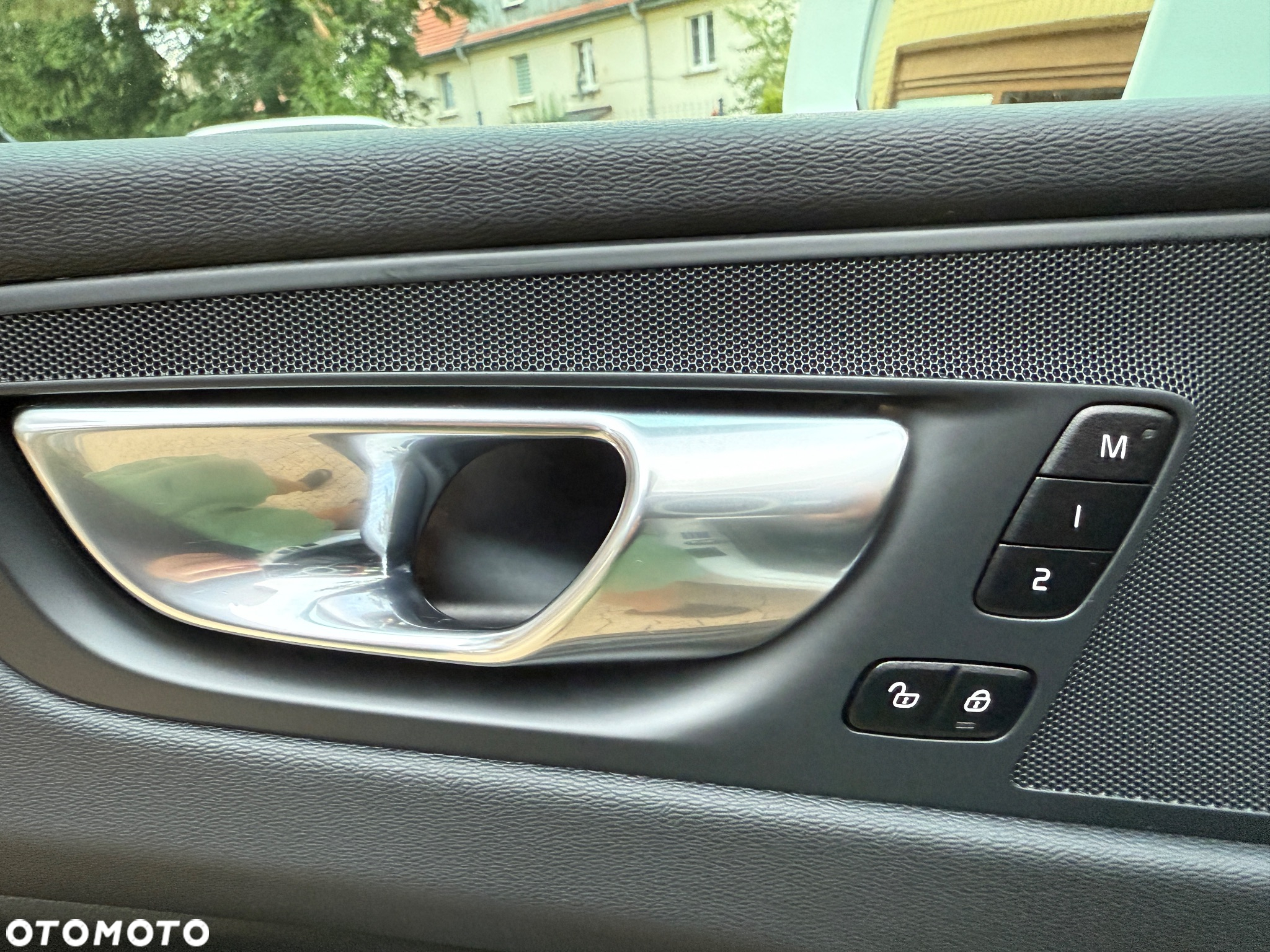 Volvo XC 60 - 25