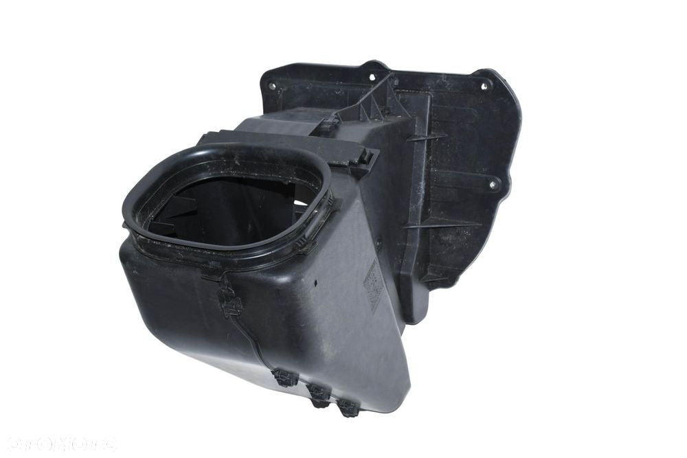 Iveco Daily obudowa filtra kabinowego 504066750 - 1