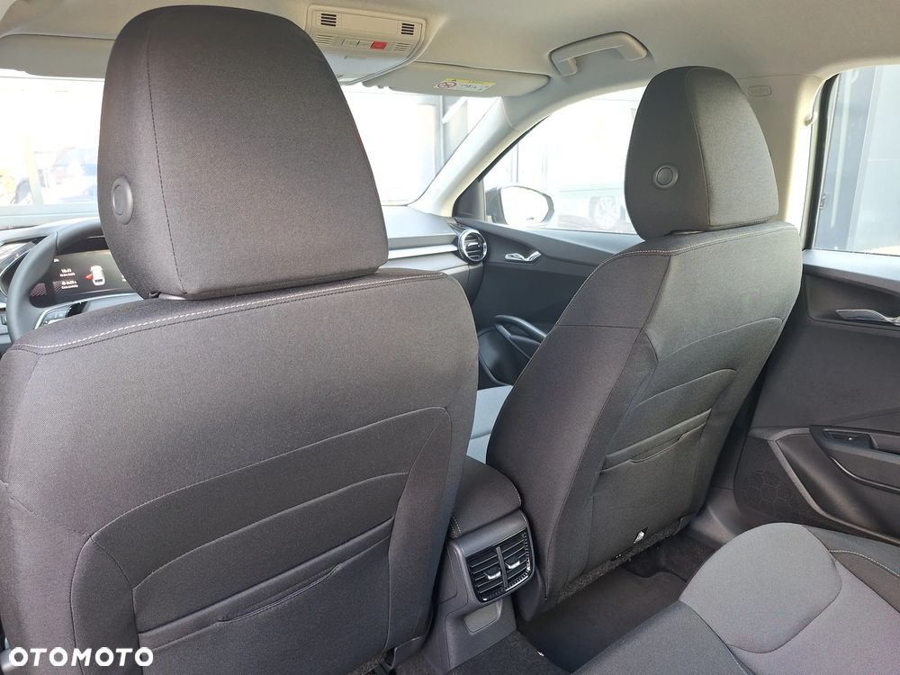 Skoda Fabia 1.0 TSI Drive DSG - 25