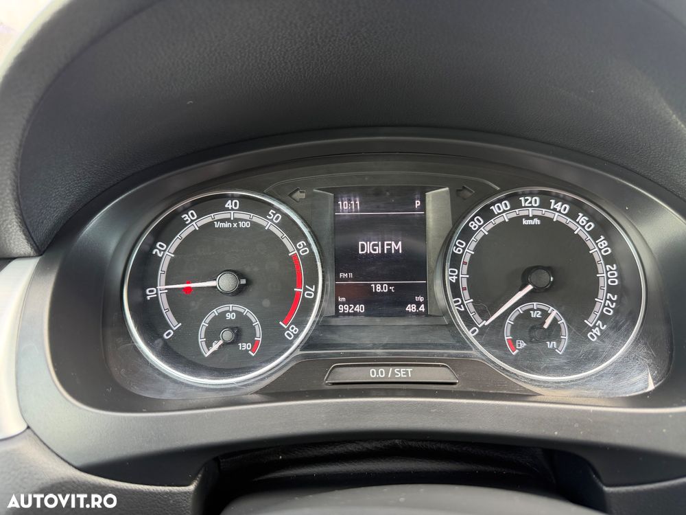 Skoda RAPID 1.0 TSI DSG Ambition - 6