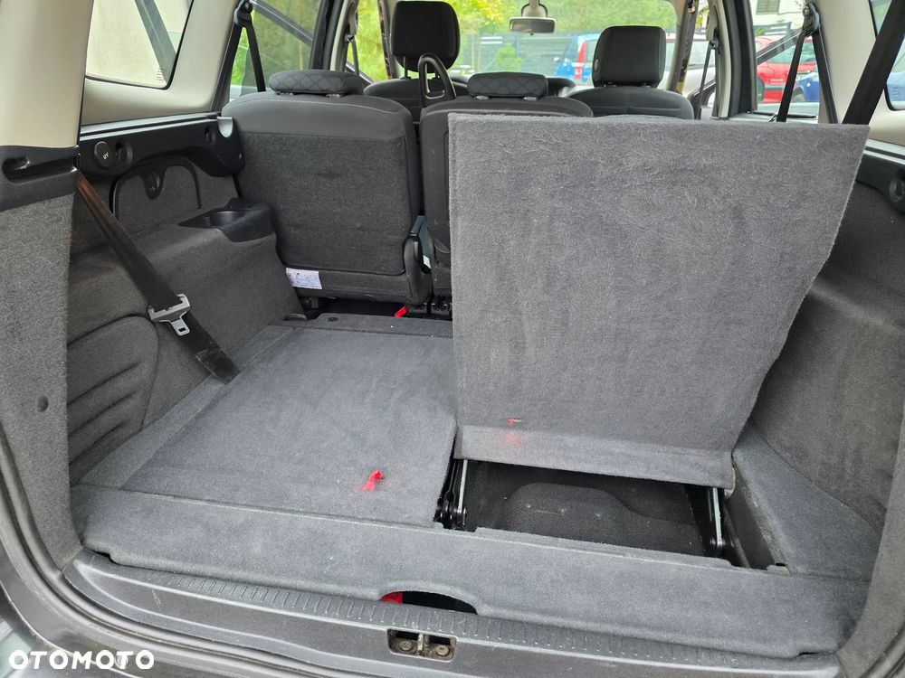 Renault Grand Scenic Gr 1.9 dCi Emotion - 10