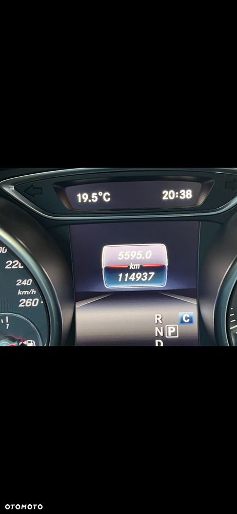 Mercedes-Benz GLA 250 4-Matic - 14