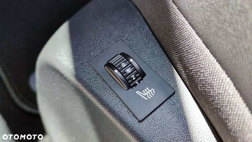 Peugeot 2008 1.6 VTi Active - 25