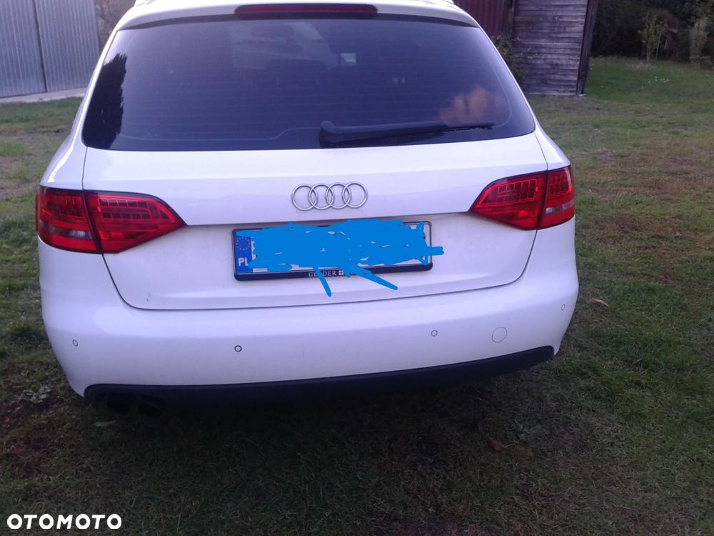 Audi A4 Avant 2.0 TDI - 13