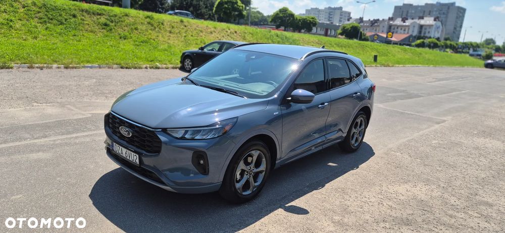 Ford Kuga 2.5 FHEV AWD ST-Line - 4