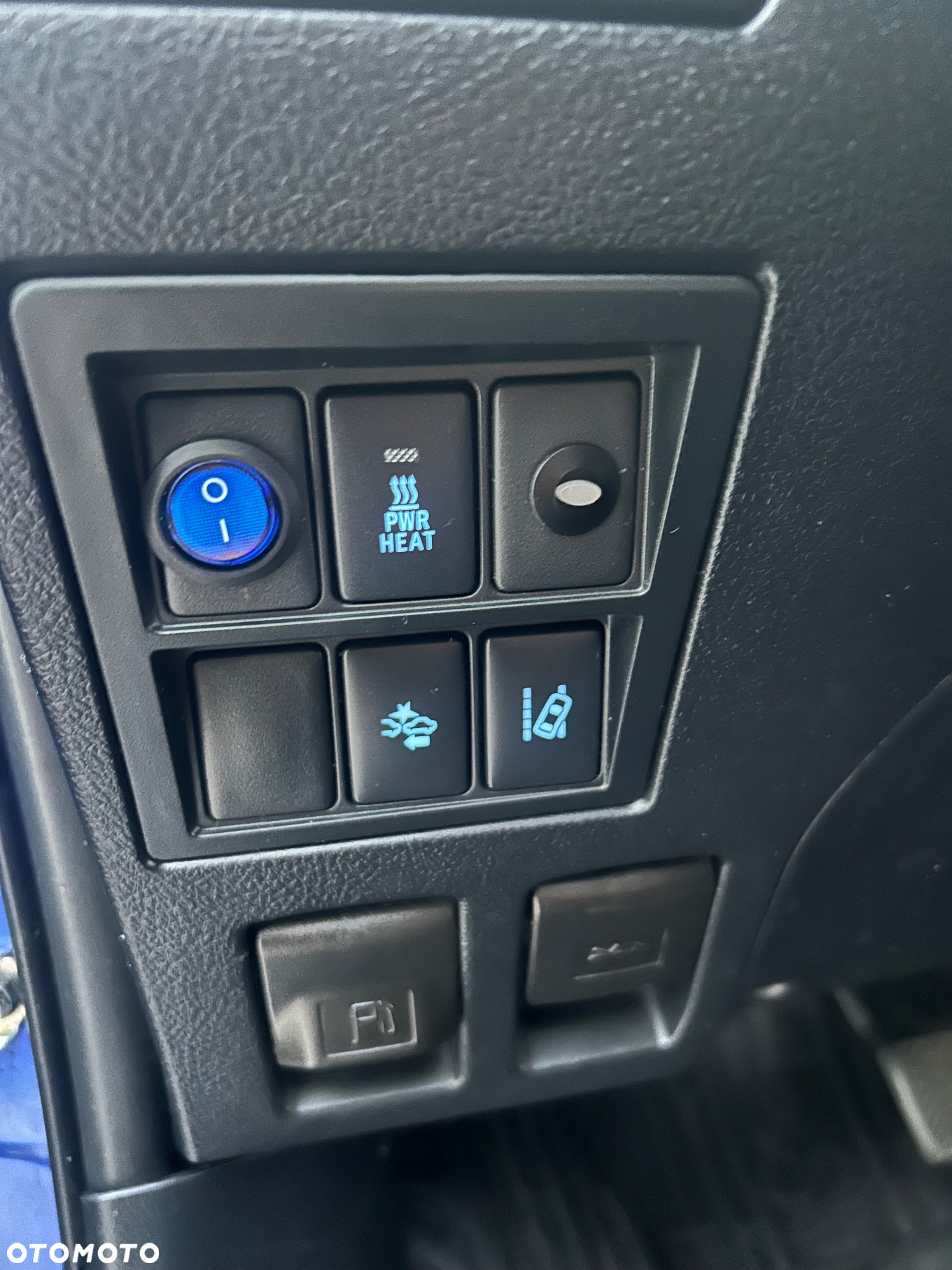 Toyota Hilux - 19
