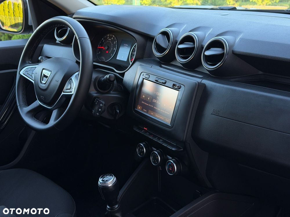 Dacia Duster SCe 115 4x2 Prestige - 22