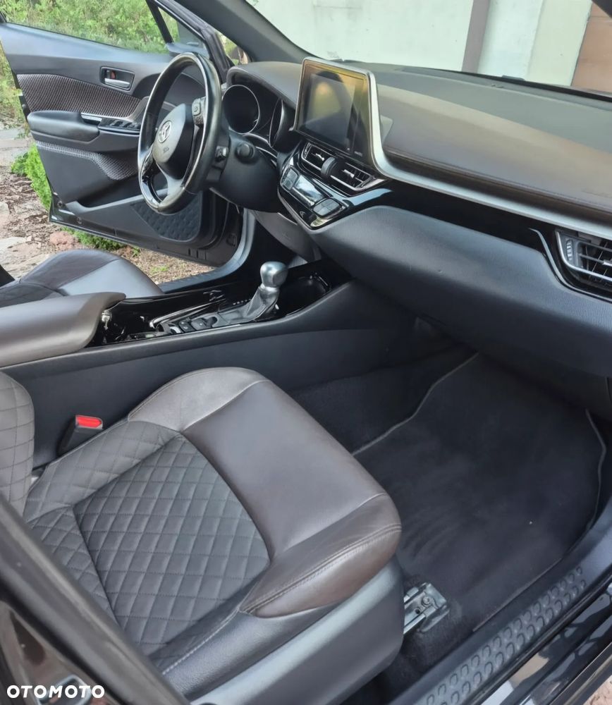 Toyota C-HR 1.8 Hybrid GPF Executive - 14