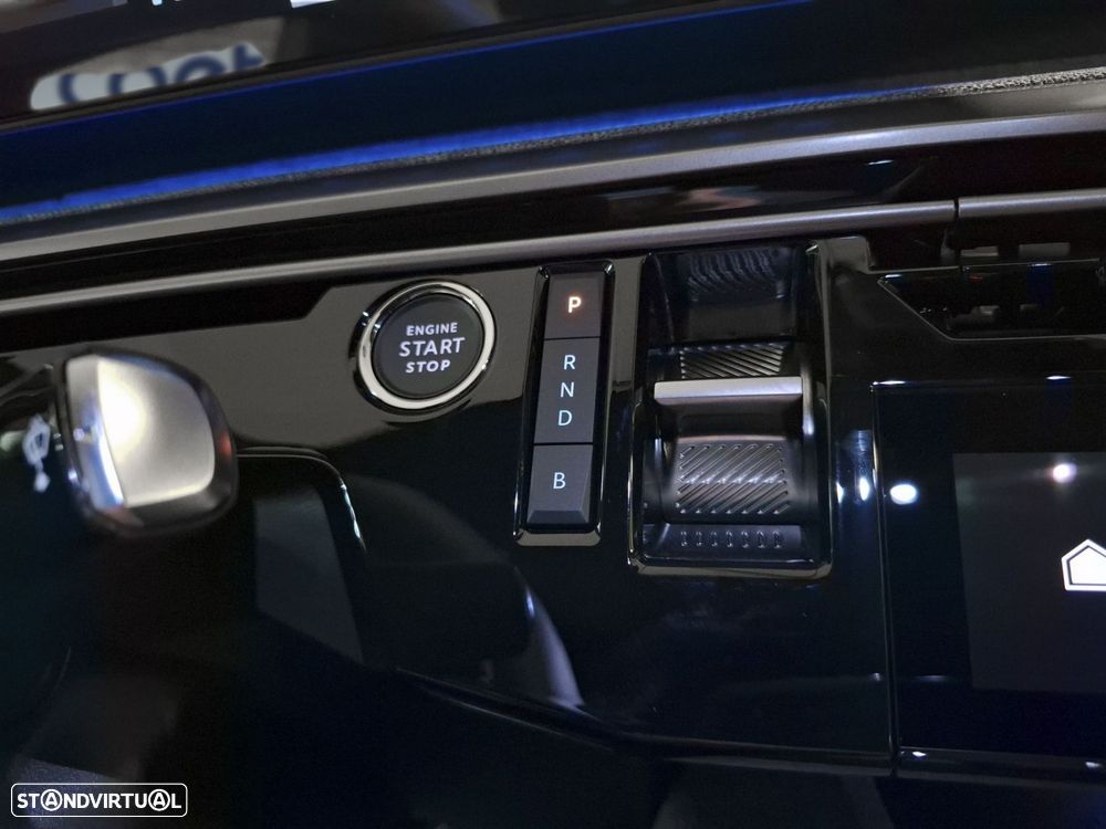 Peugeot 3008 1.6 Plug-in Hybrid Allure e-DCS7 — fotografia 20