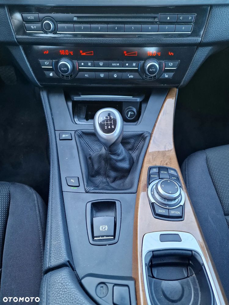 BMW Seria 5 - 16