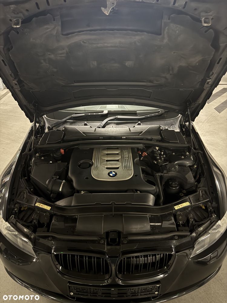 BMW Seria 3 335d - 16