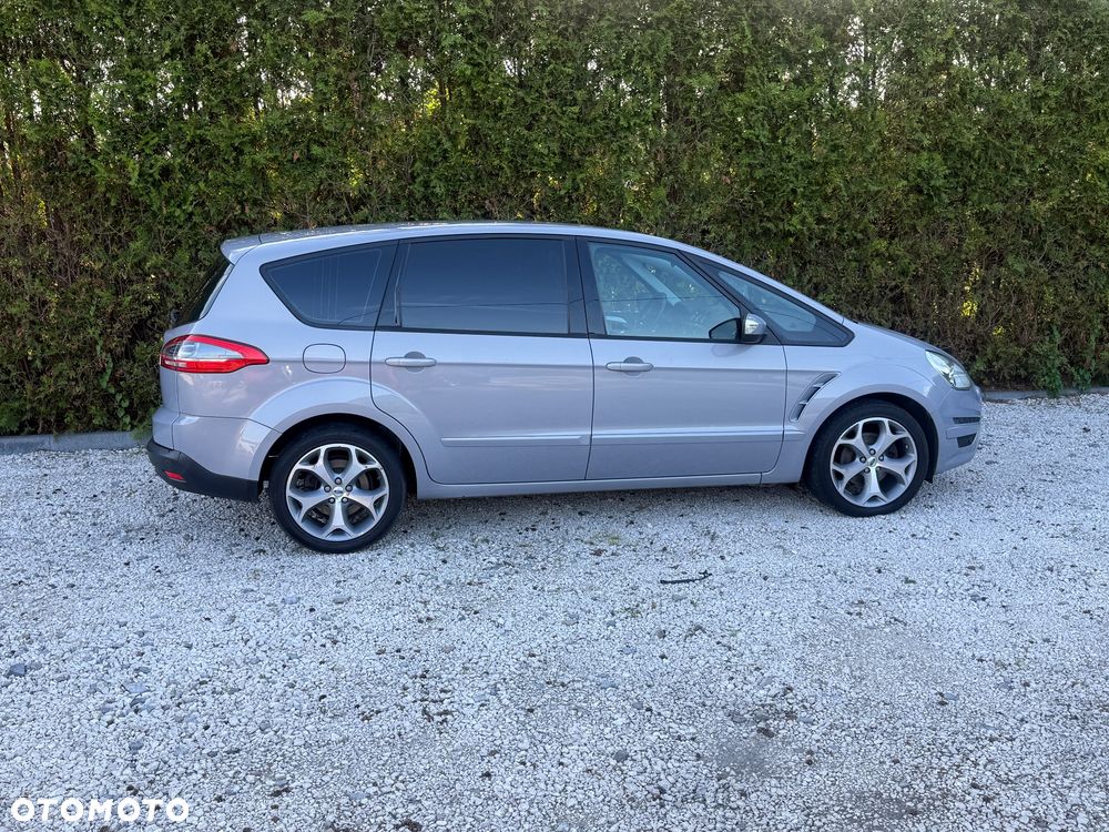 Ford S-Max - 18