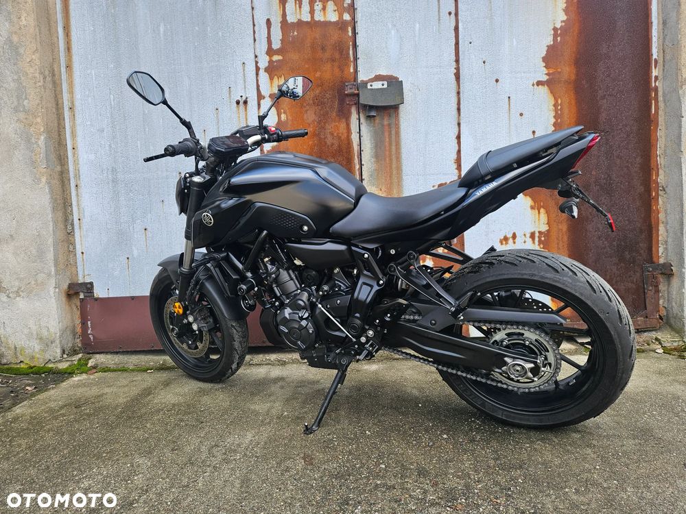 Yamaha MT - 4