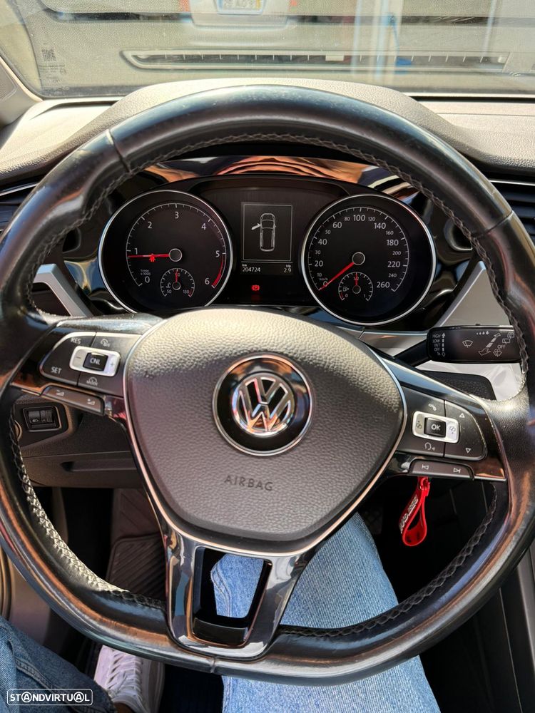 VW Touran 1.6 TDI Confortline DSG - 8
