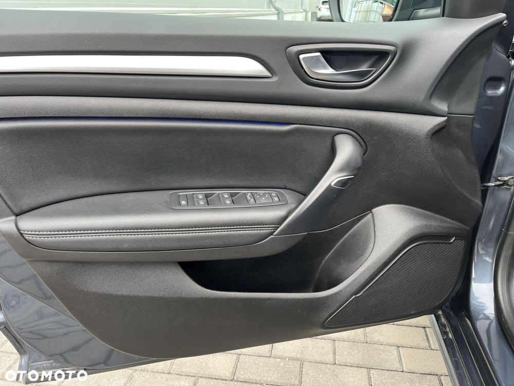 Renault Megane 1.3 TCe FAP Techno EDC - 10